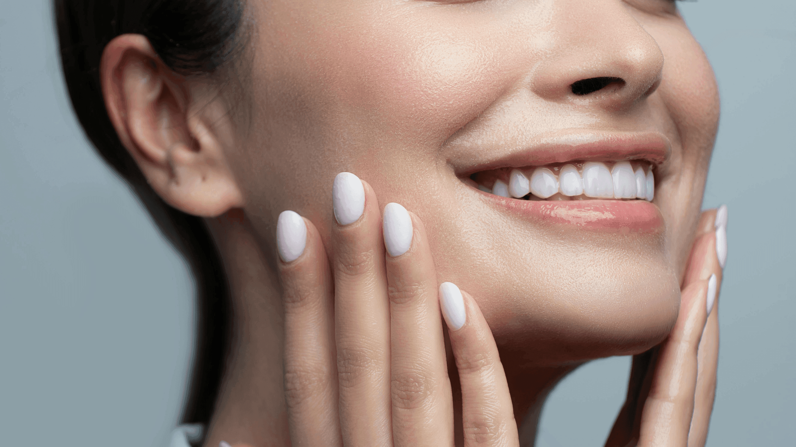 Kvaliteta zraka i koža: Uzrokuje li gradski smog prerano starenje i akne?