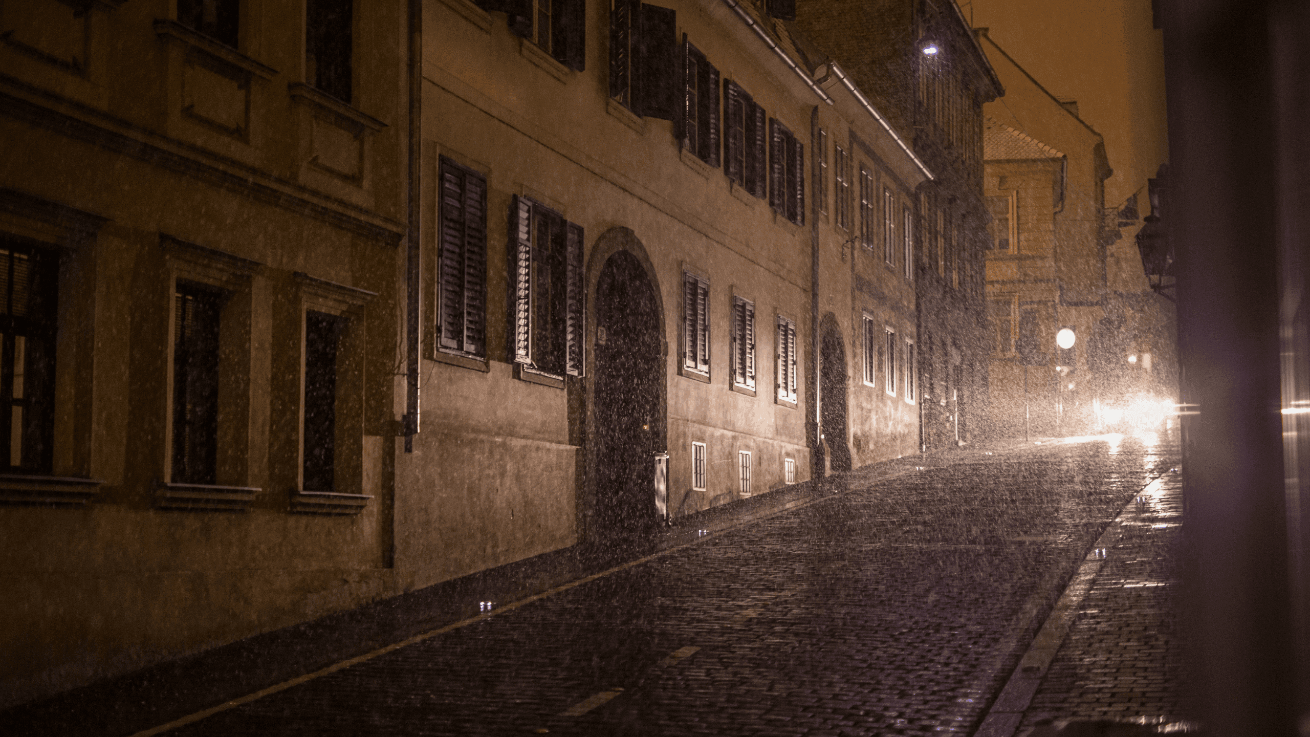 Utjecaj vjetra i kiše na smog: Zašto se zrak naglo očisti nakon promjene vremena